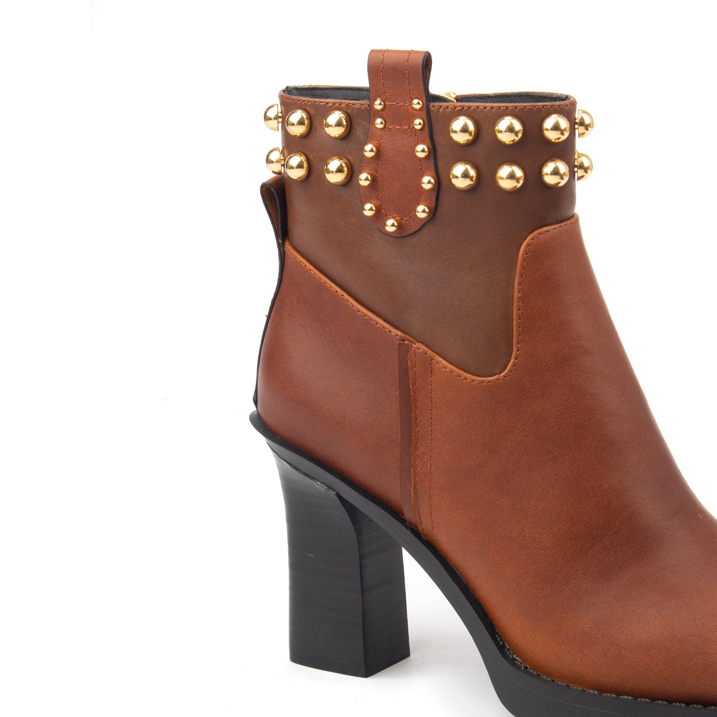 Stud Milan Low – Chic Ankle Boots with Gold Studs