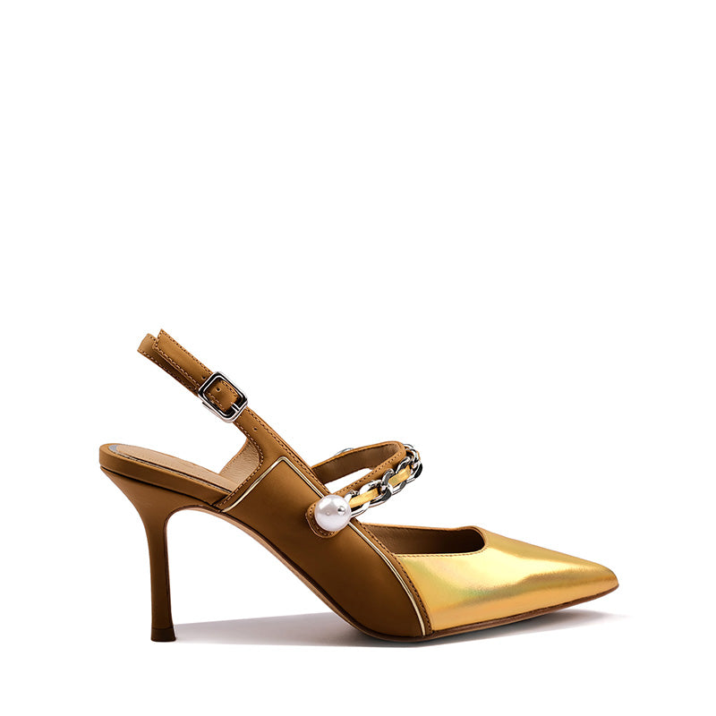 金色露跟高跟鞋：每一步都優雅迷人