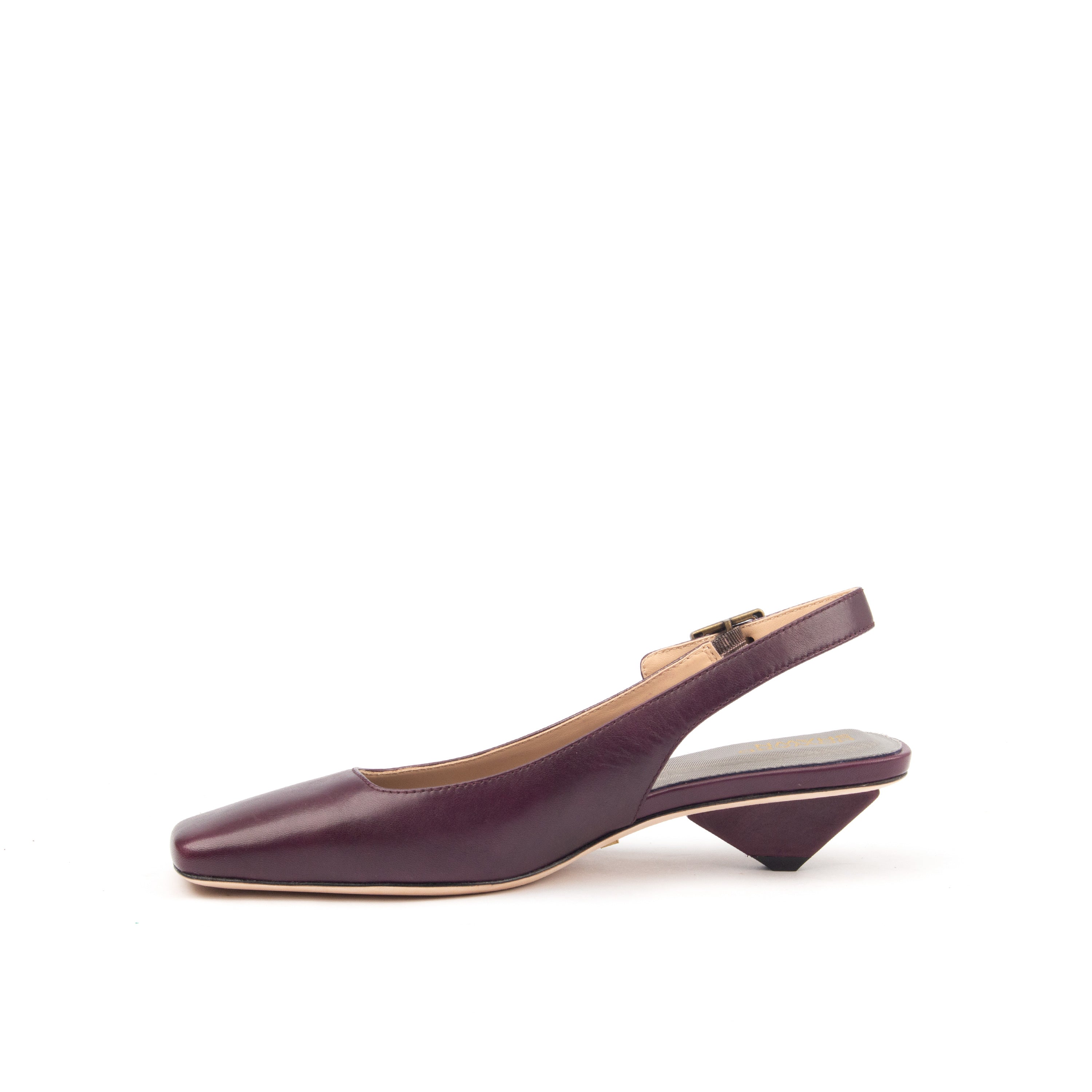 7TH AVE – Elegant Slingback Pumps with a Modern Edge