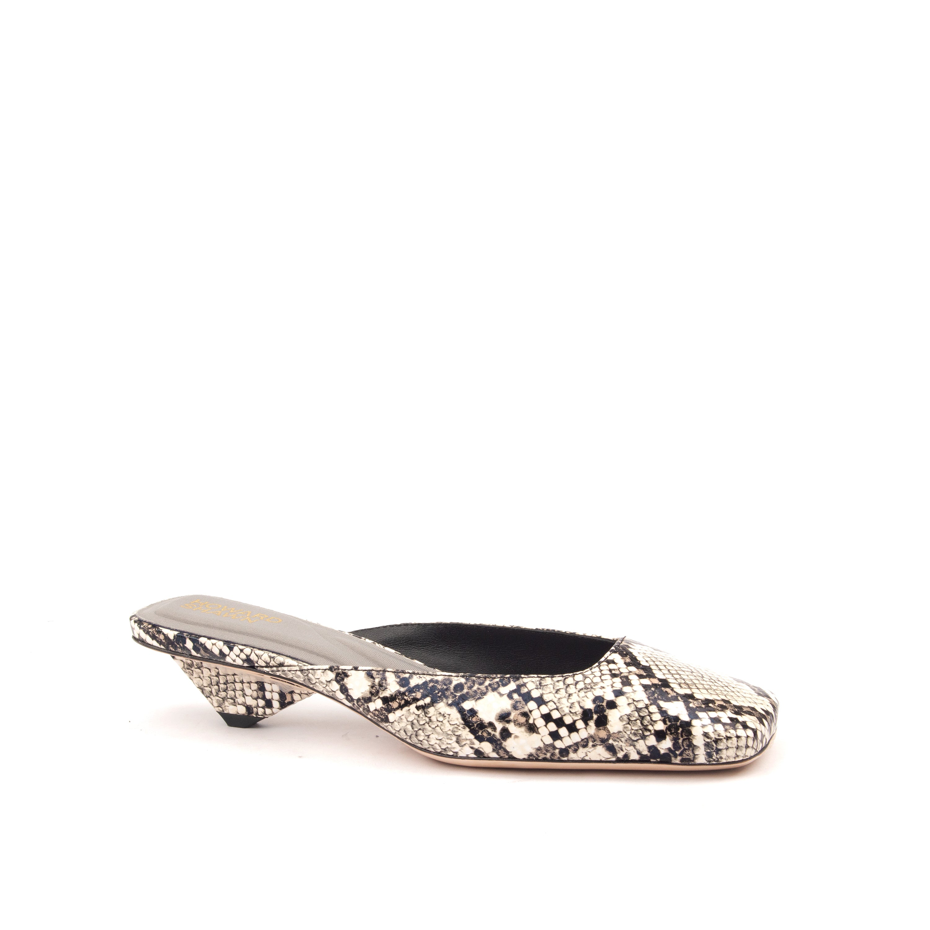 5TH AVE – Effortless Elegance in Every Step