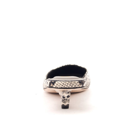 5TH AVE – Effortless Elegance in Every Step