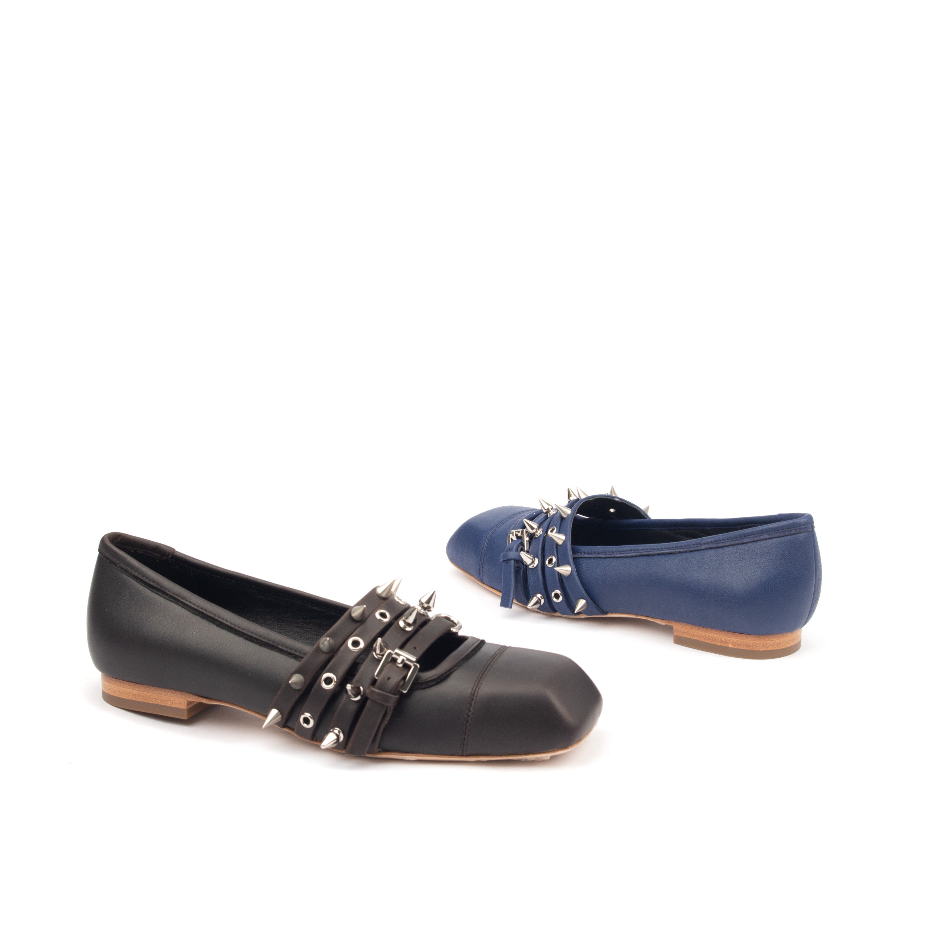 DIVA SQUARE – Edgy Meets Elegance in a Modern Loafer
