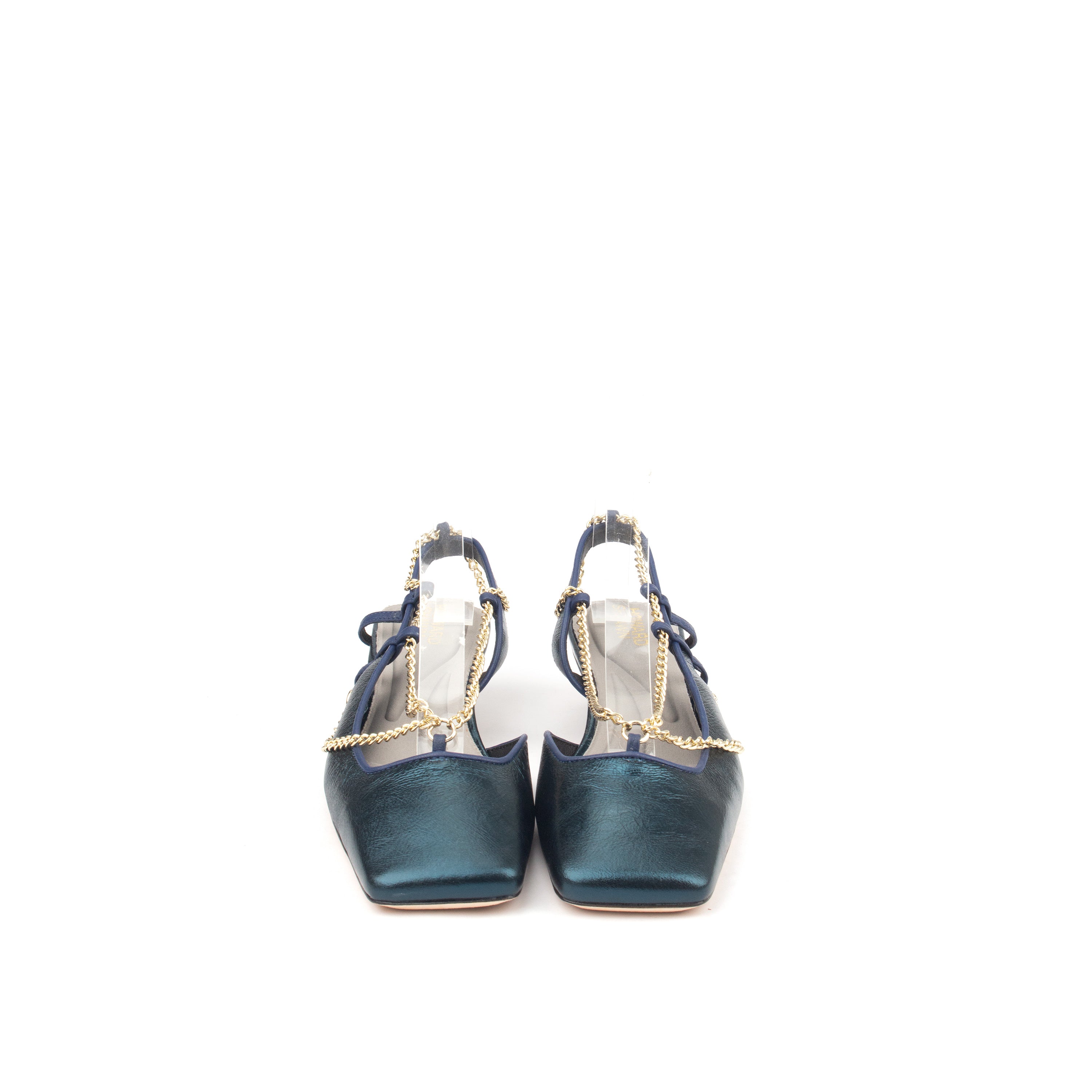 W 135TH AVE – The Perfect Blend of Elegance &amp; Edge