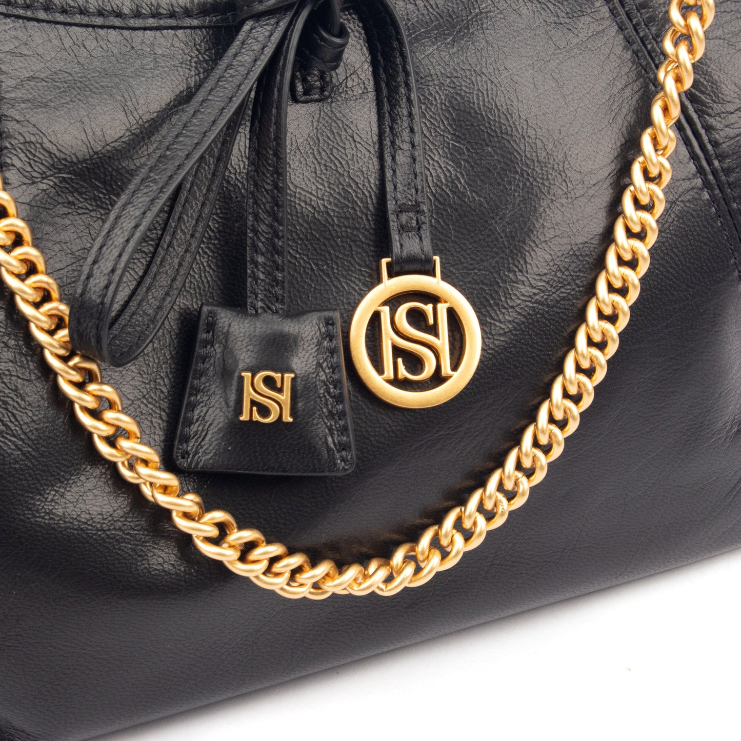 SaintClare Handbag – Nappa Leather Luxury Meets Bold Design