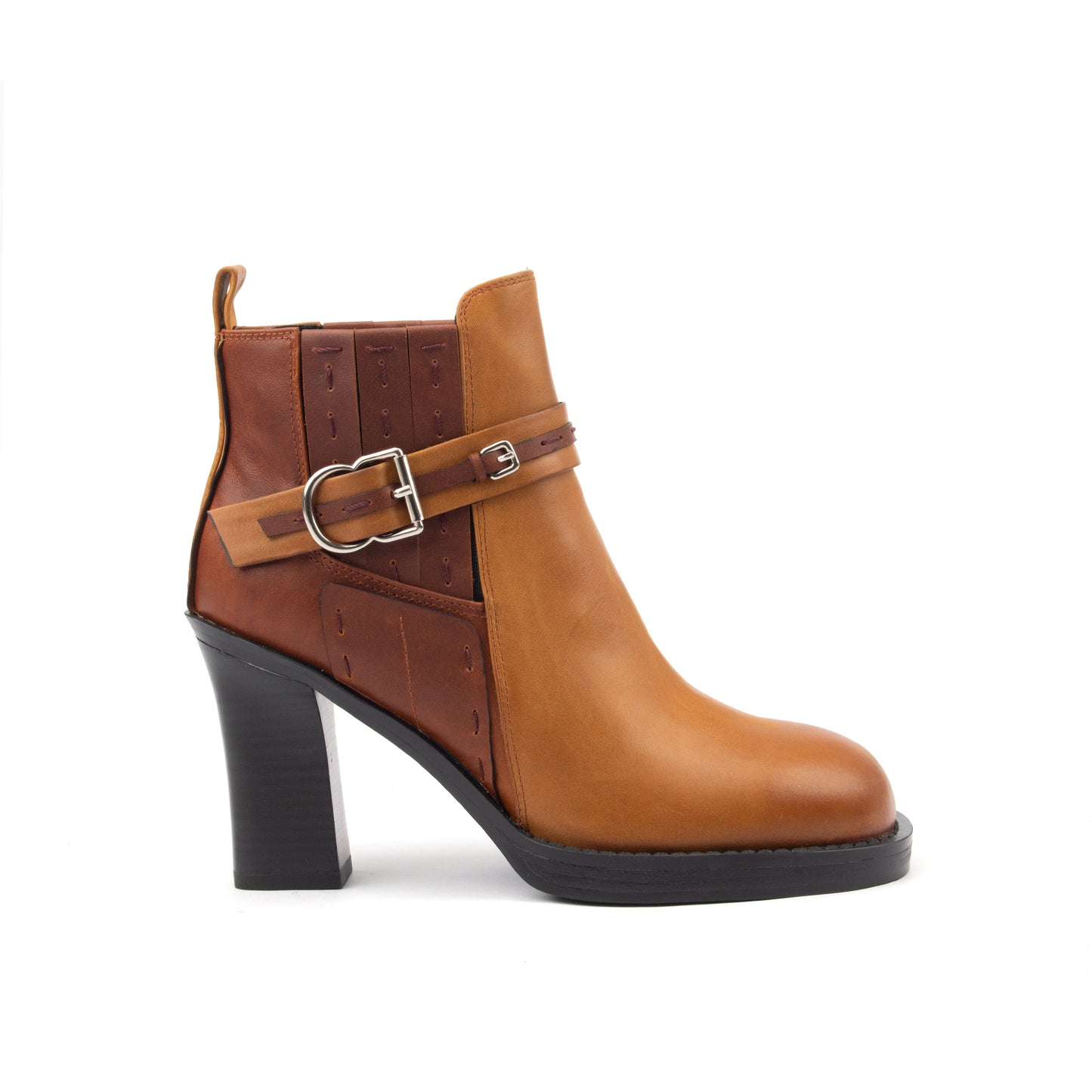 Lake Padava Heeled Ankle Boots – A Statement of Effortless Elegance
