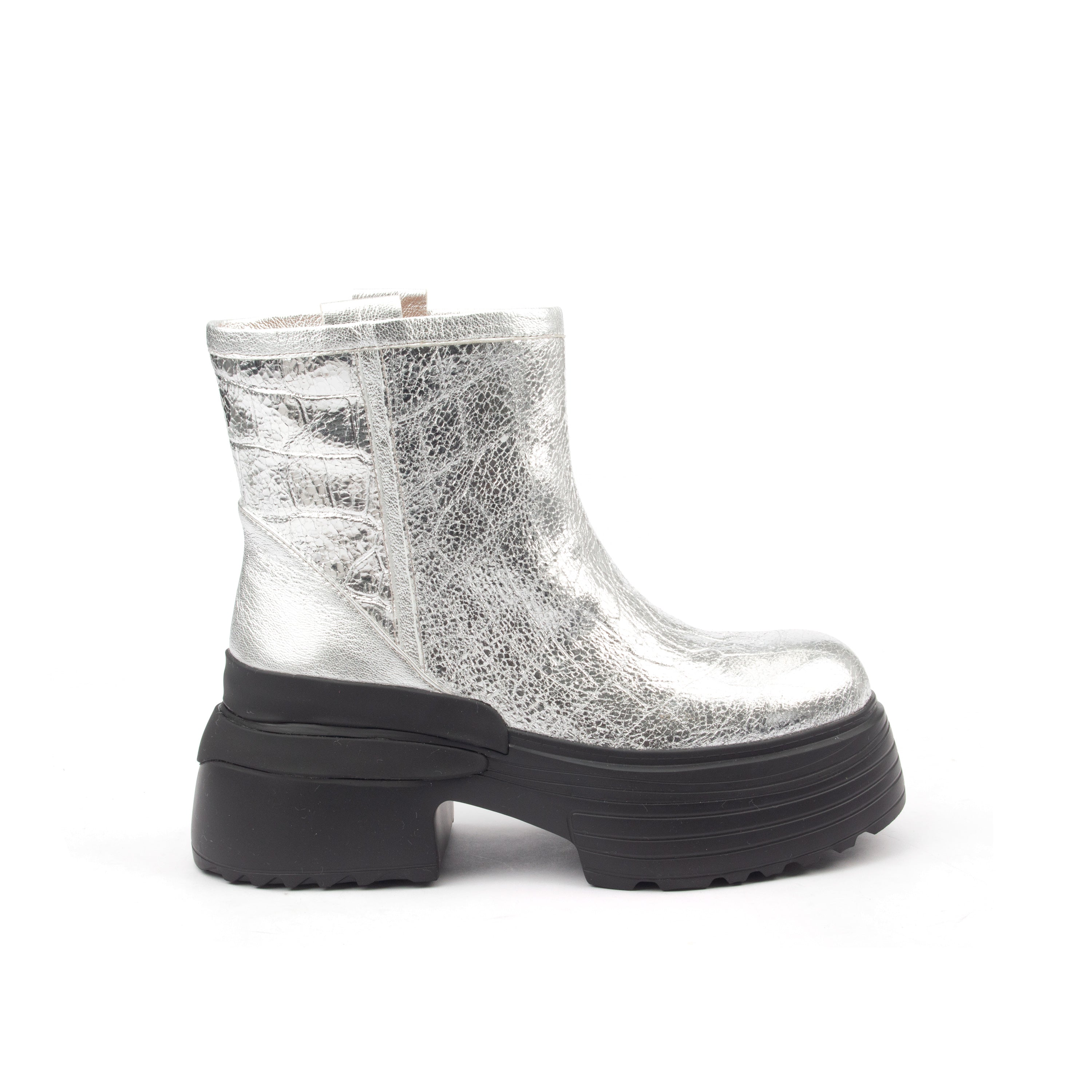 Luminous – Metallic Croc-Embossed Platform Boots