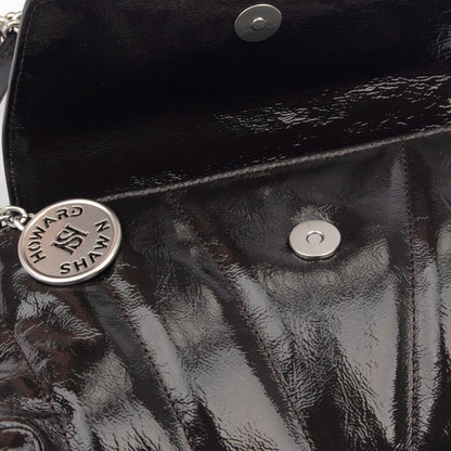 High-Shine Glamour – Diva Patent Leather Purse