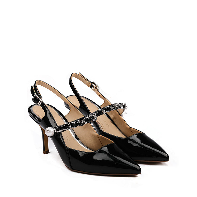 黑色露跟高跟鞋