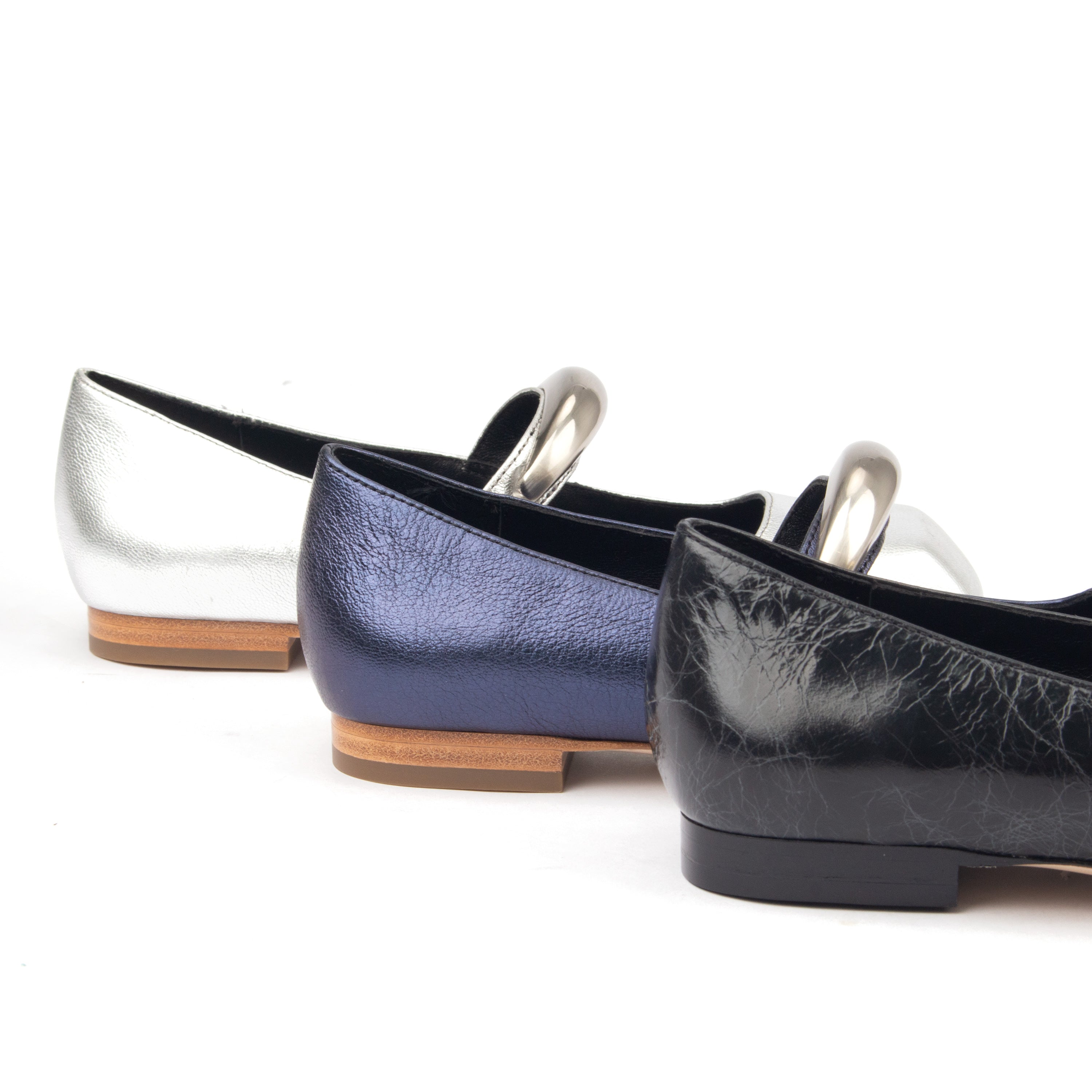 TIMES SQUARE – A Luxe Metallic Flat with Modern Glamour