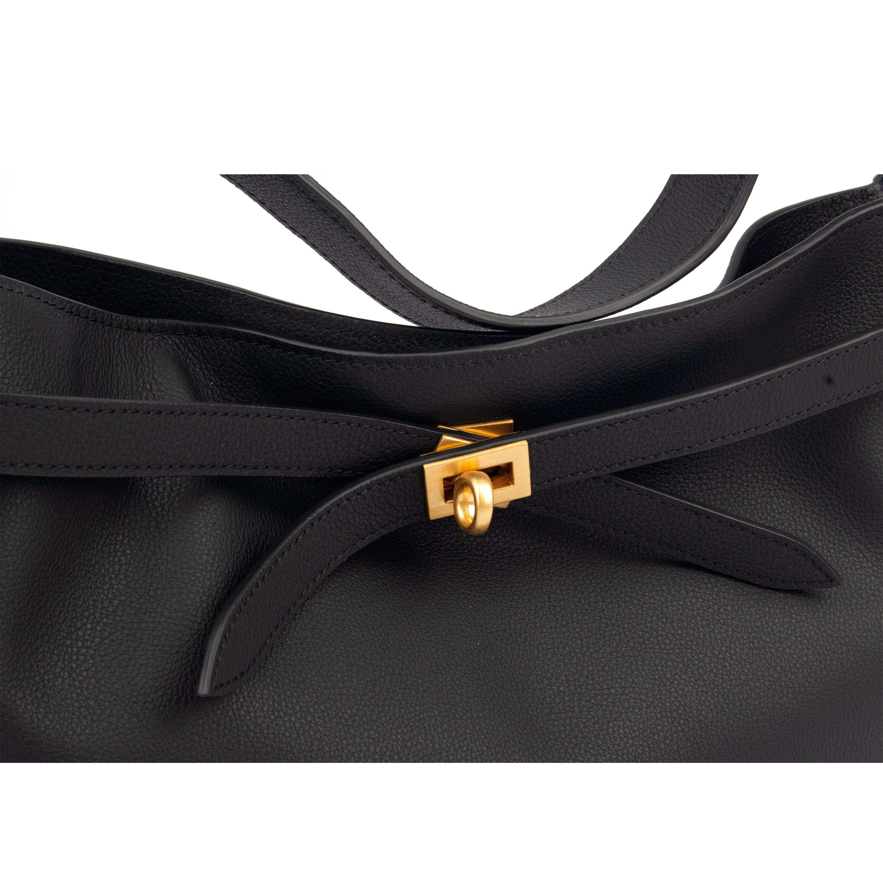 Grand Handbag – Luxury Calf Leather with Timeless Design