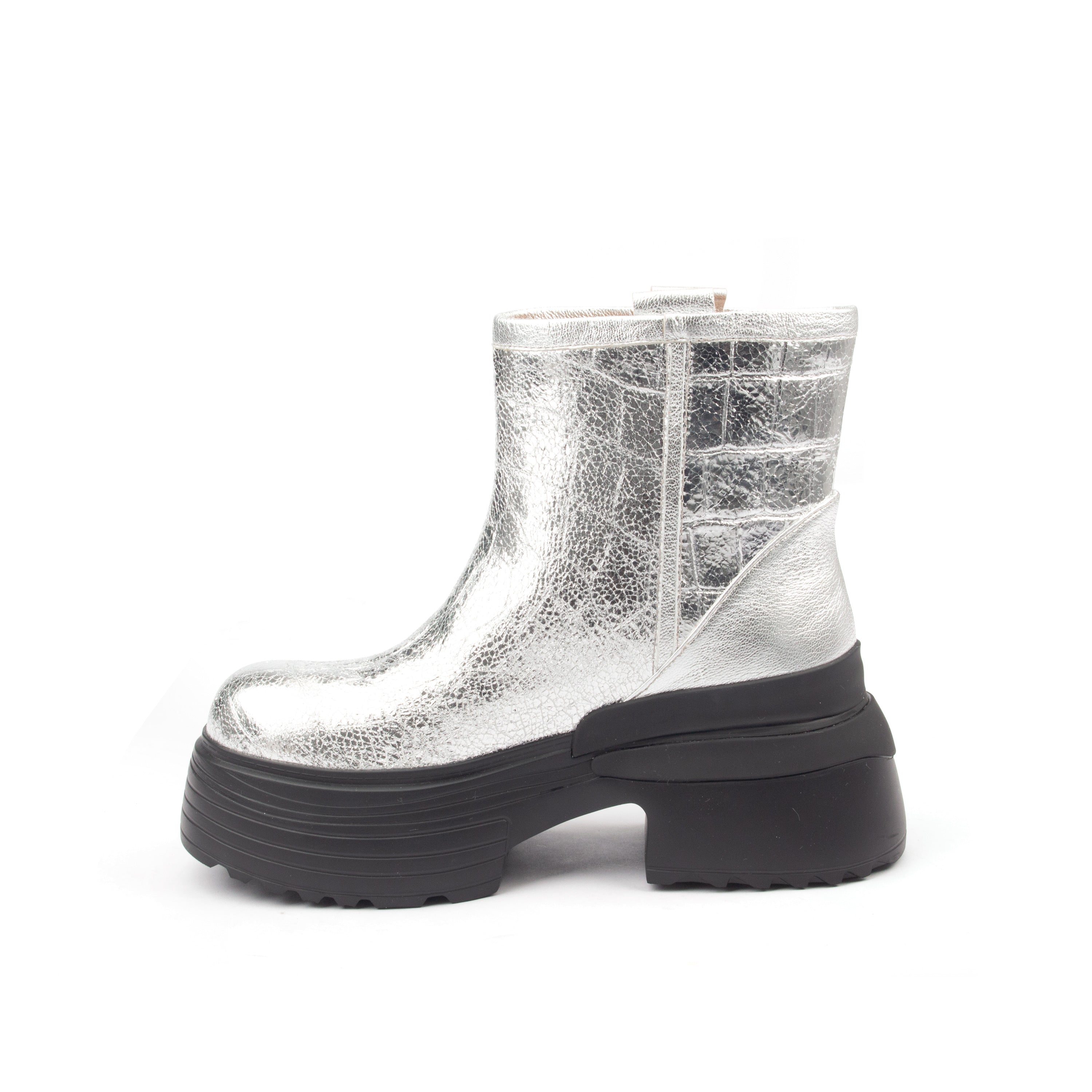 Luminous – Metallic Croc-Embossed Platform Boots