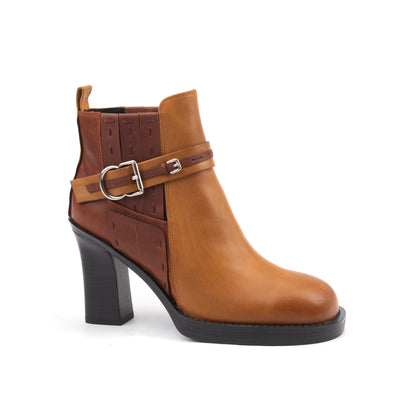 Lake Padava Heeled Ankle Boots – A Statement of Effortless Elegance