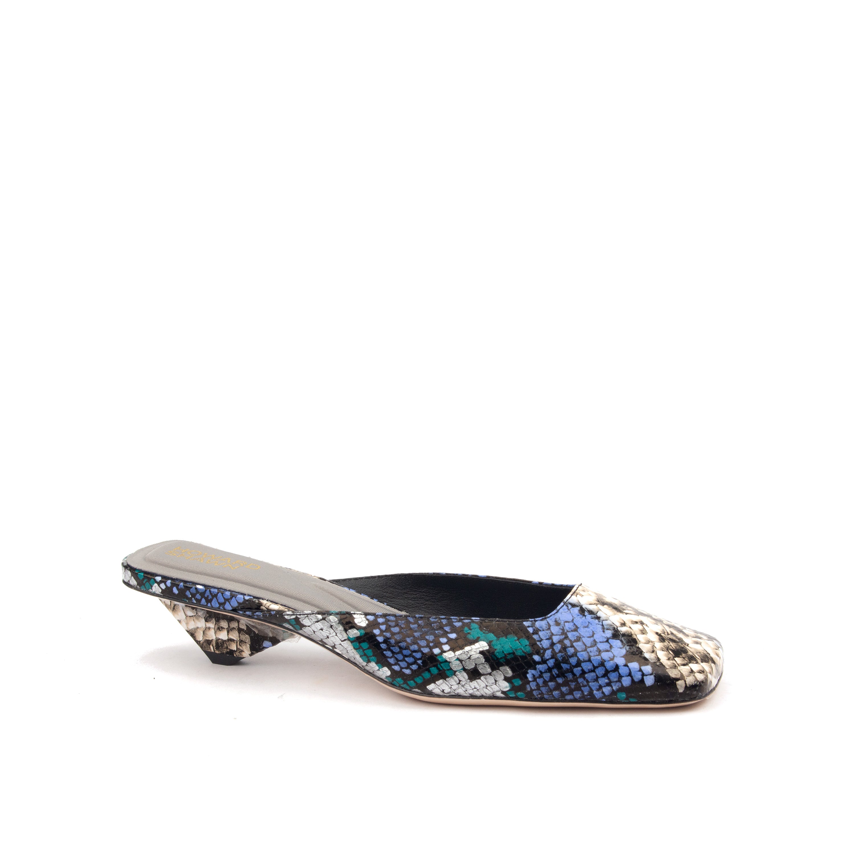 5TH AVE – Effortless Elegance in Every Step