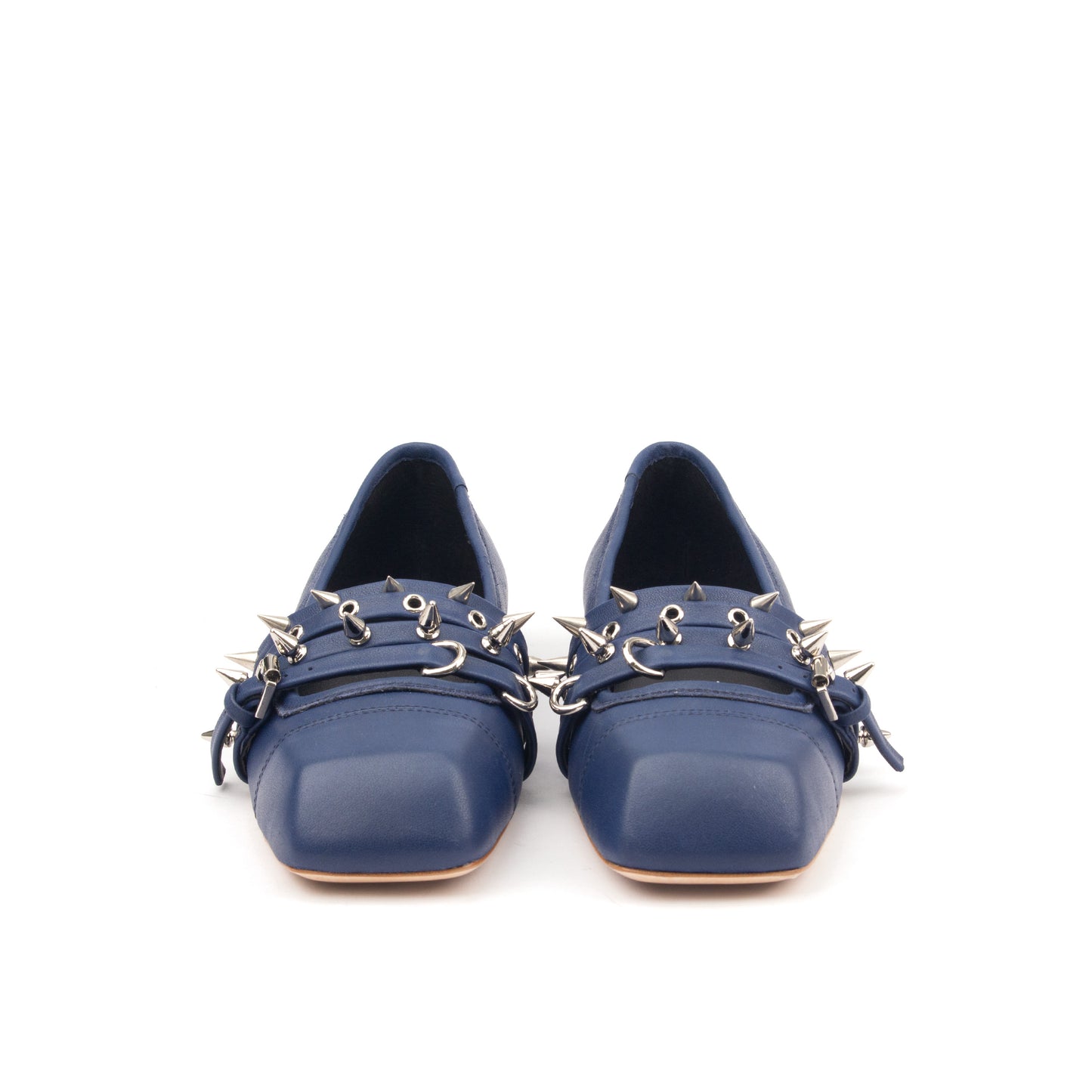 DIVA SQUARE – Edgy Meets Elegance in a Modern Loafer