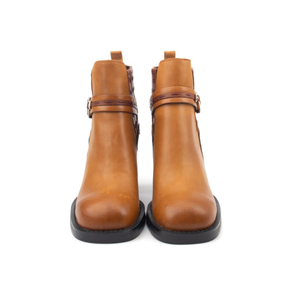 Lake Padava Heeled Ankle Boots – A Statement of Effortless Elegance