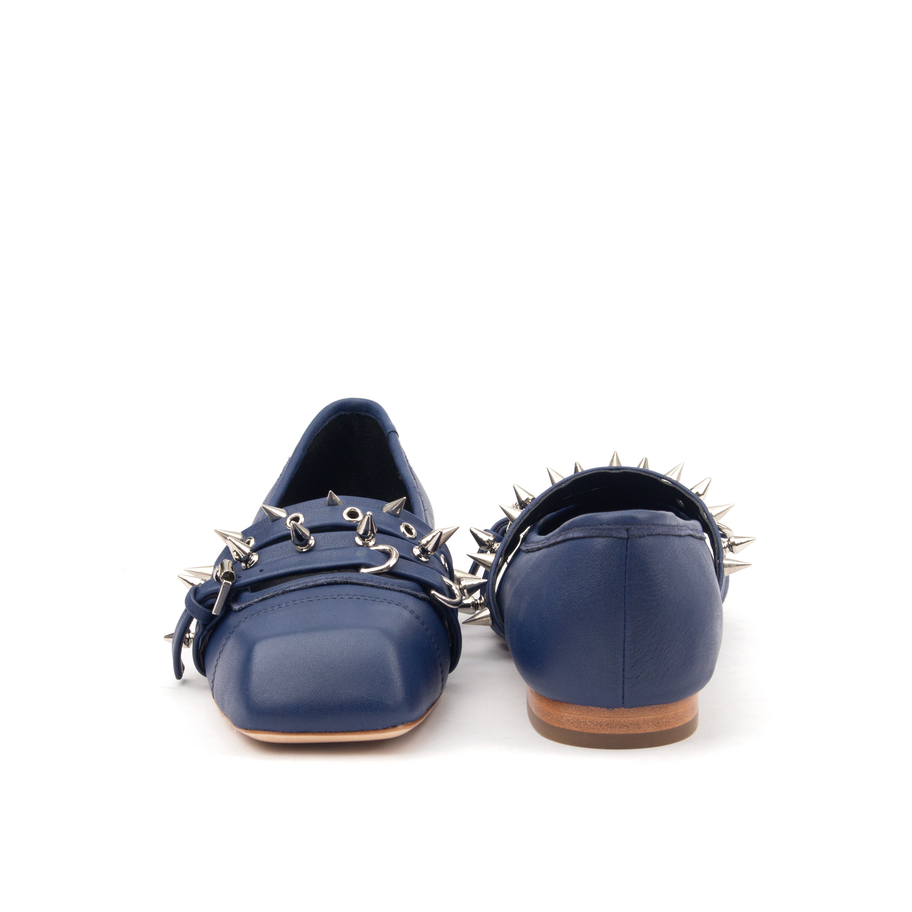 DIVA SQUARE – Edgy Meets Elegance in a Modern Loafer