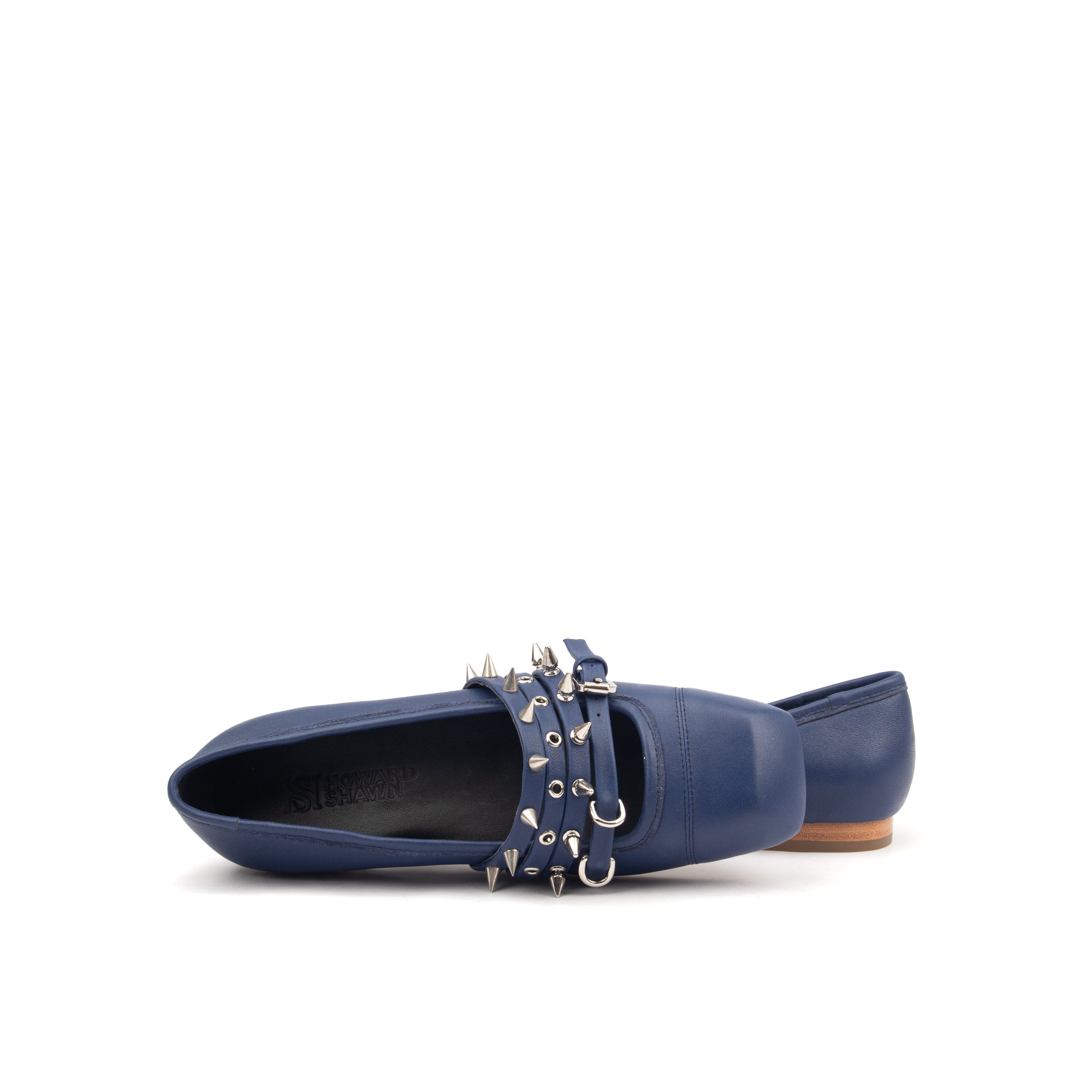 DIVA SQUARE – Edgy Meets Elegance in a Modern Loafer