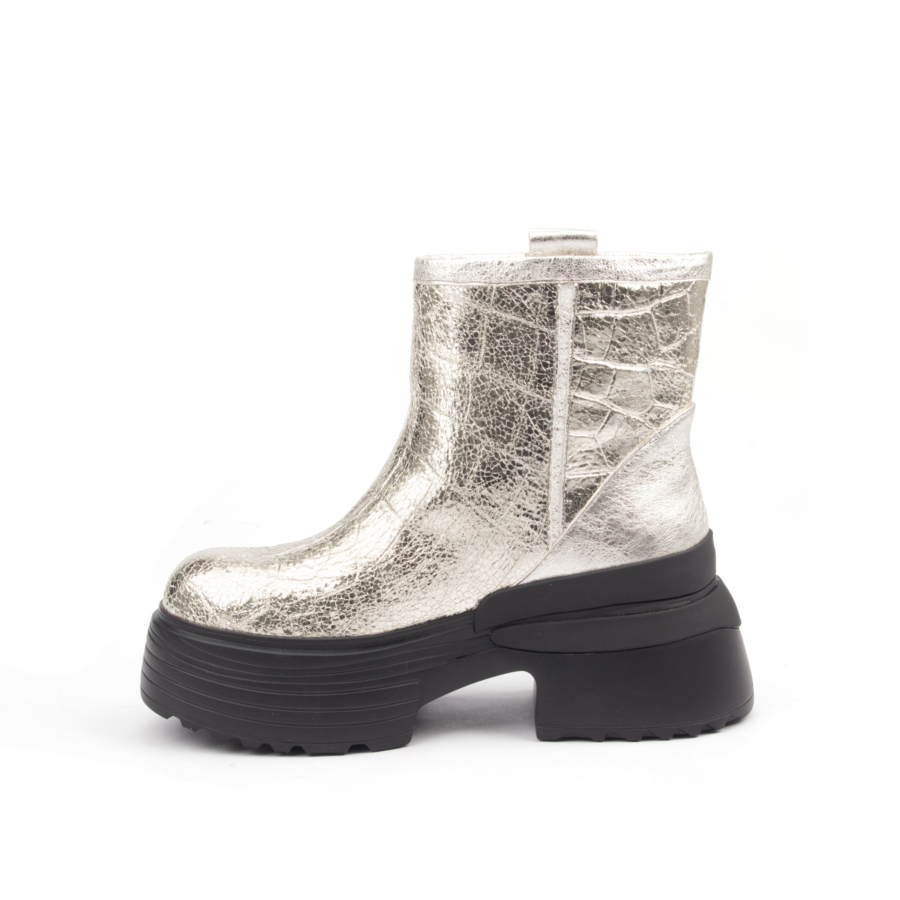Luminous – Metallic Croc-Embossed Platform Boots