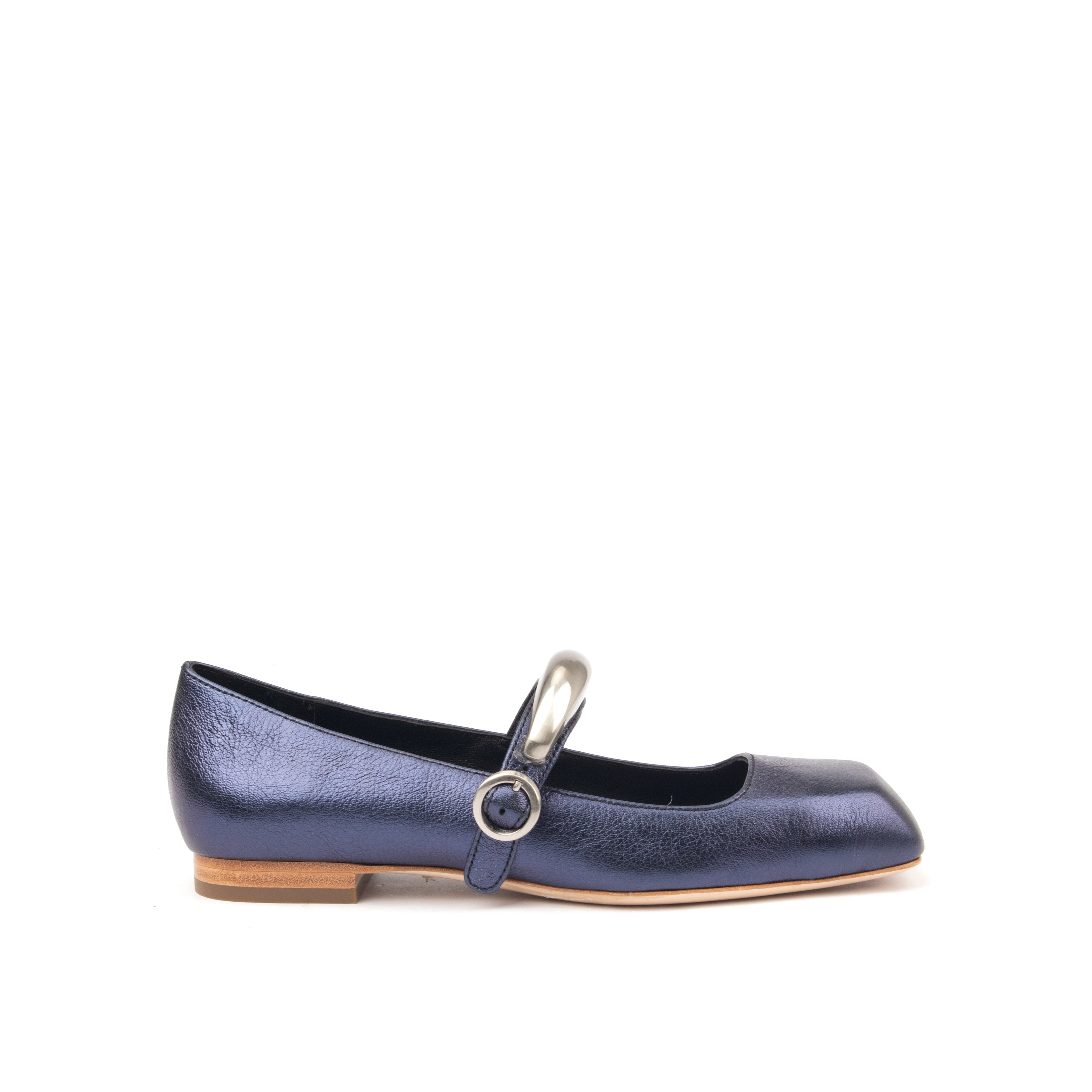 TIMES SQUARE – A Luxe Metallic Flat with Modern Glamour