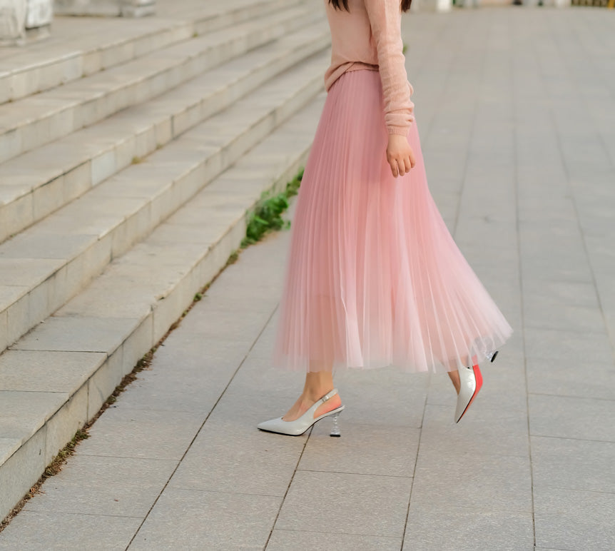 耀眼白色圖案皮革水晶高跟露跟鞋