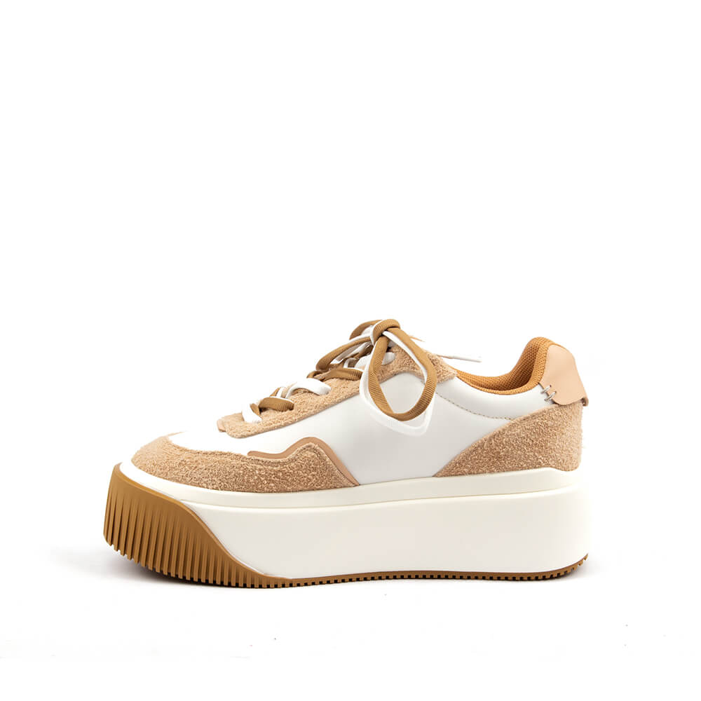 Chunky sole trainers with mixed leather and suede in beige and white