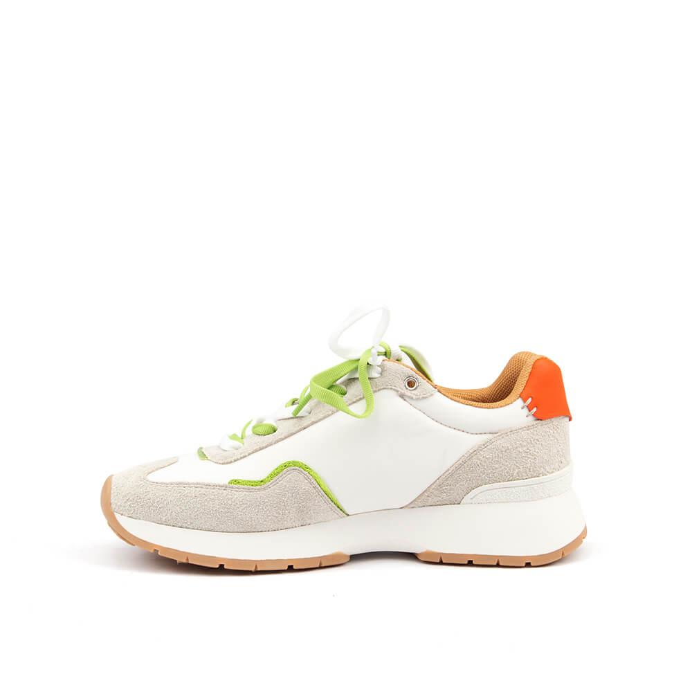 Women's chunky dad trainers with mixed suede panels and black logo emblem in white