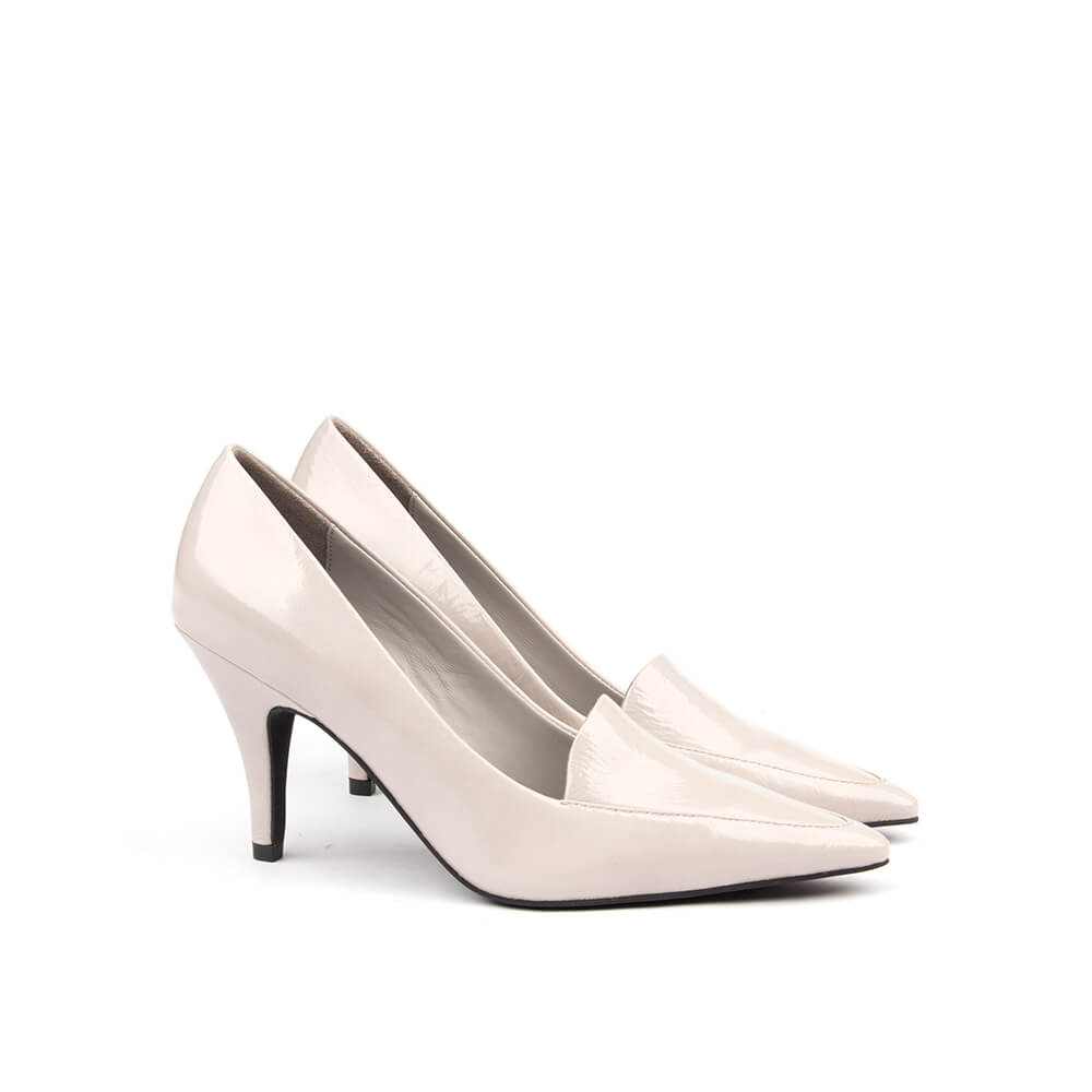 Oyster cream patent leather stiletto heels — classic court pump side view