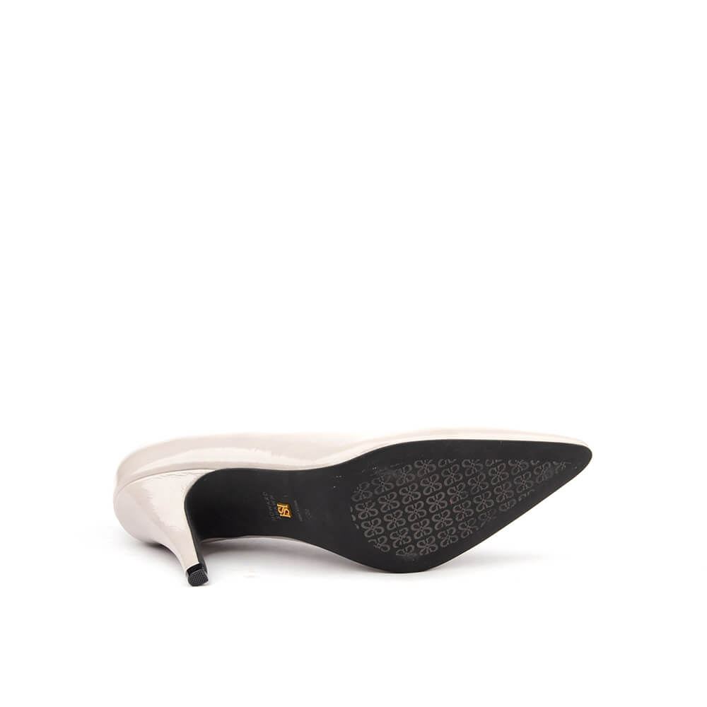 Women's versatile oyster cream court heels — perfect for weddings and occasions