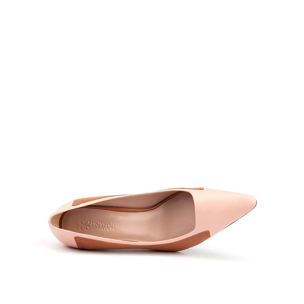 Colour-block pointed toe pumps in blush pink and brown — side view