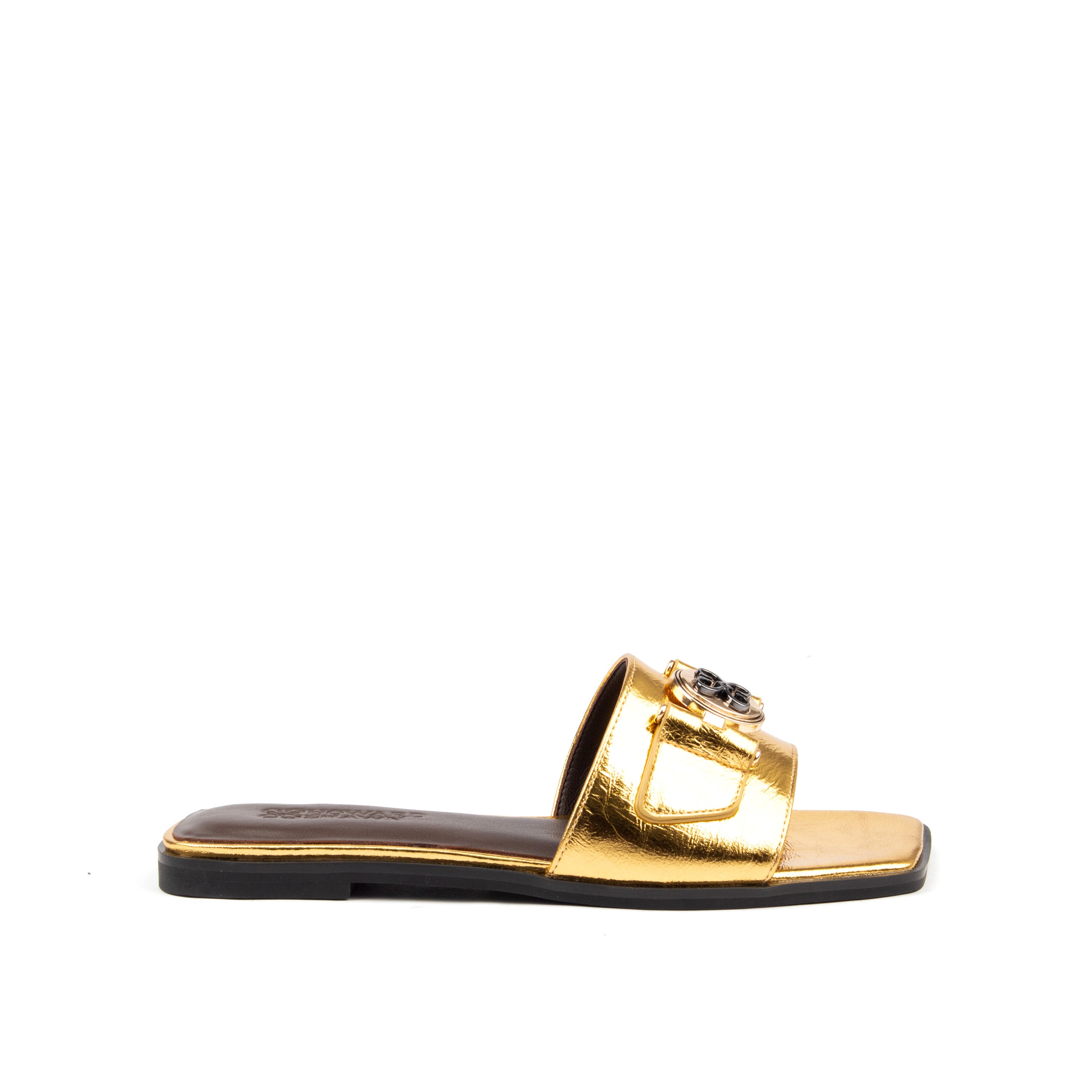 Statement Buckle Slide – 日常奢華版