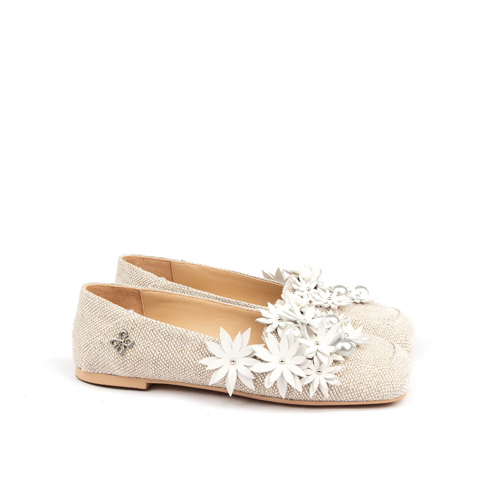 Natural oatmeal woven flats with white leather flower pearl cluster