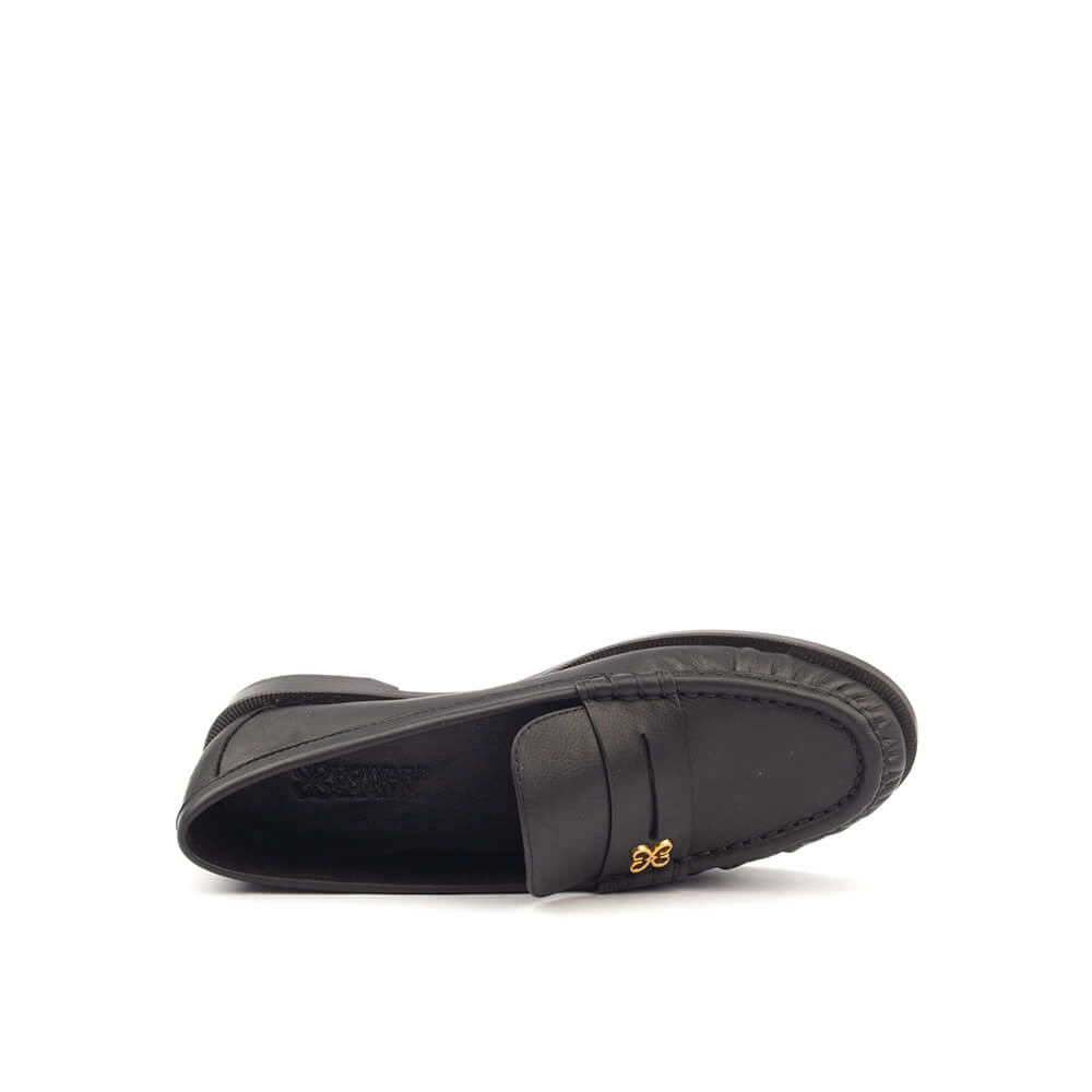 Women's everyday black loafers with gathered vamp and gold brand detail