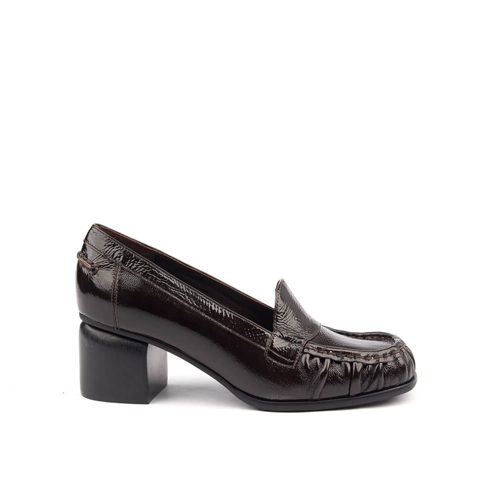 Women's burgundy crinkled patent leather block heel loafers with ruched moccasin toe